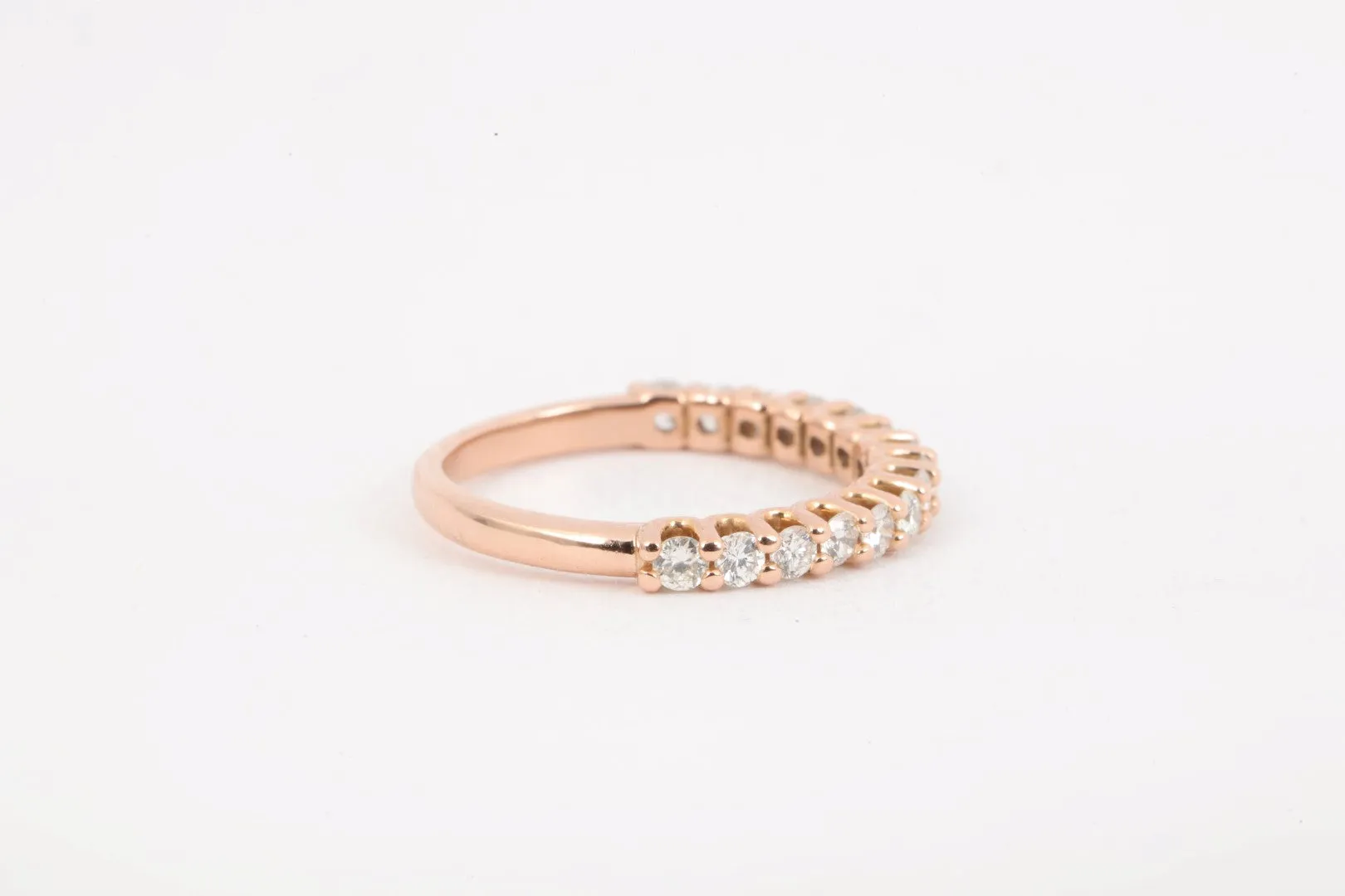 14k Rose Gold Ring Band with 0.60tcw Diamonds Size 5.5 (2.13g.)