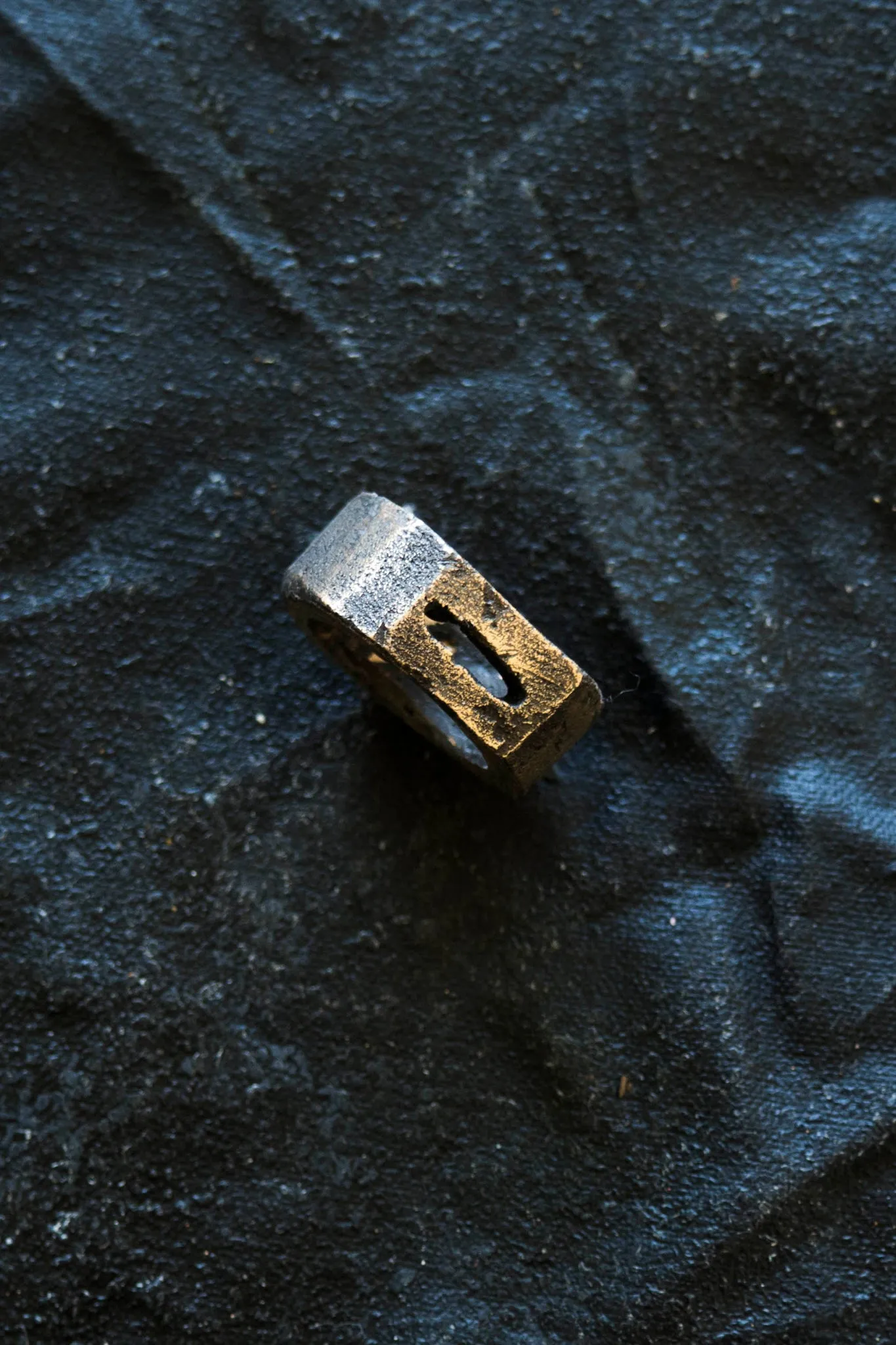 Crevasse Small Ring