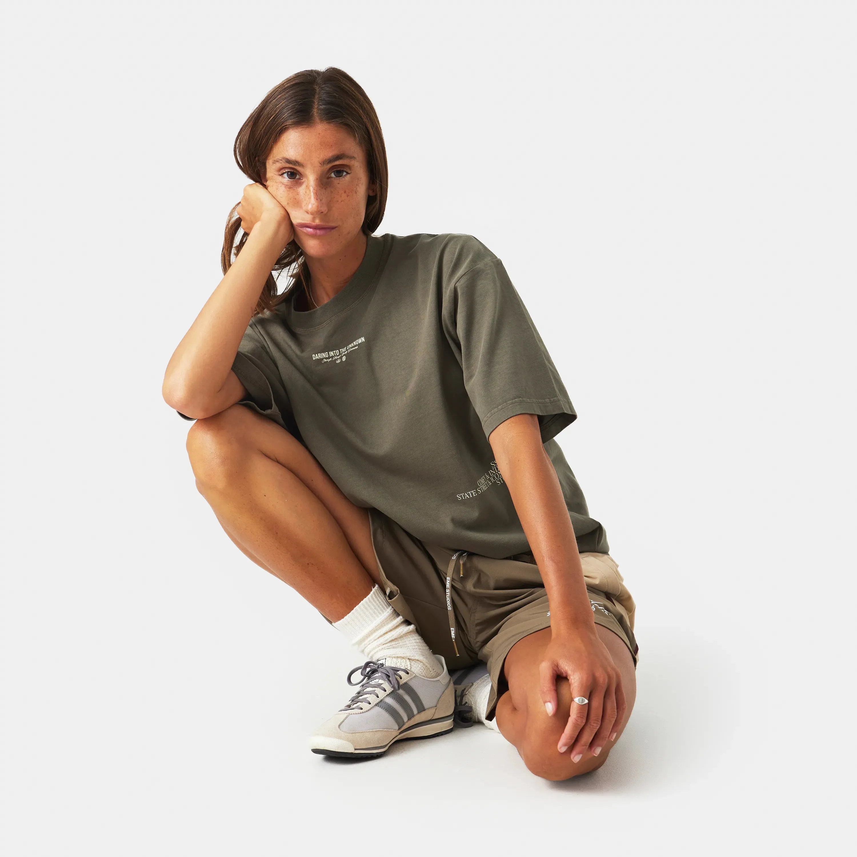 Grateful Laurel Oversized Tee