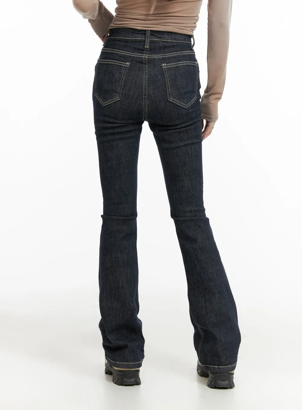 High Rise Slim-Fit Bootcut Jeans CA403