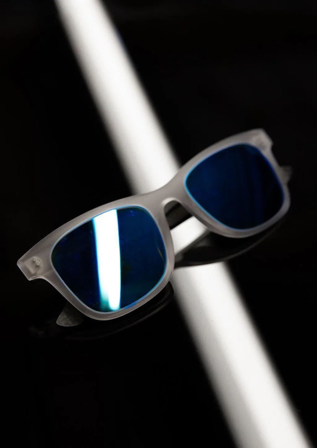 Hybrid Atom Carbon Fiber & Acetate Sunglasses