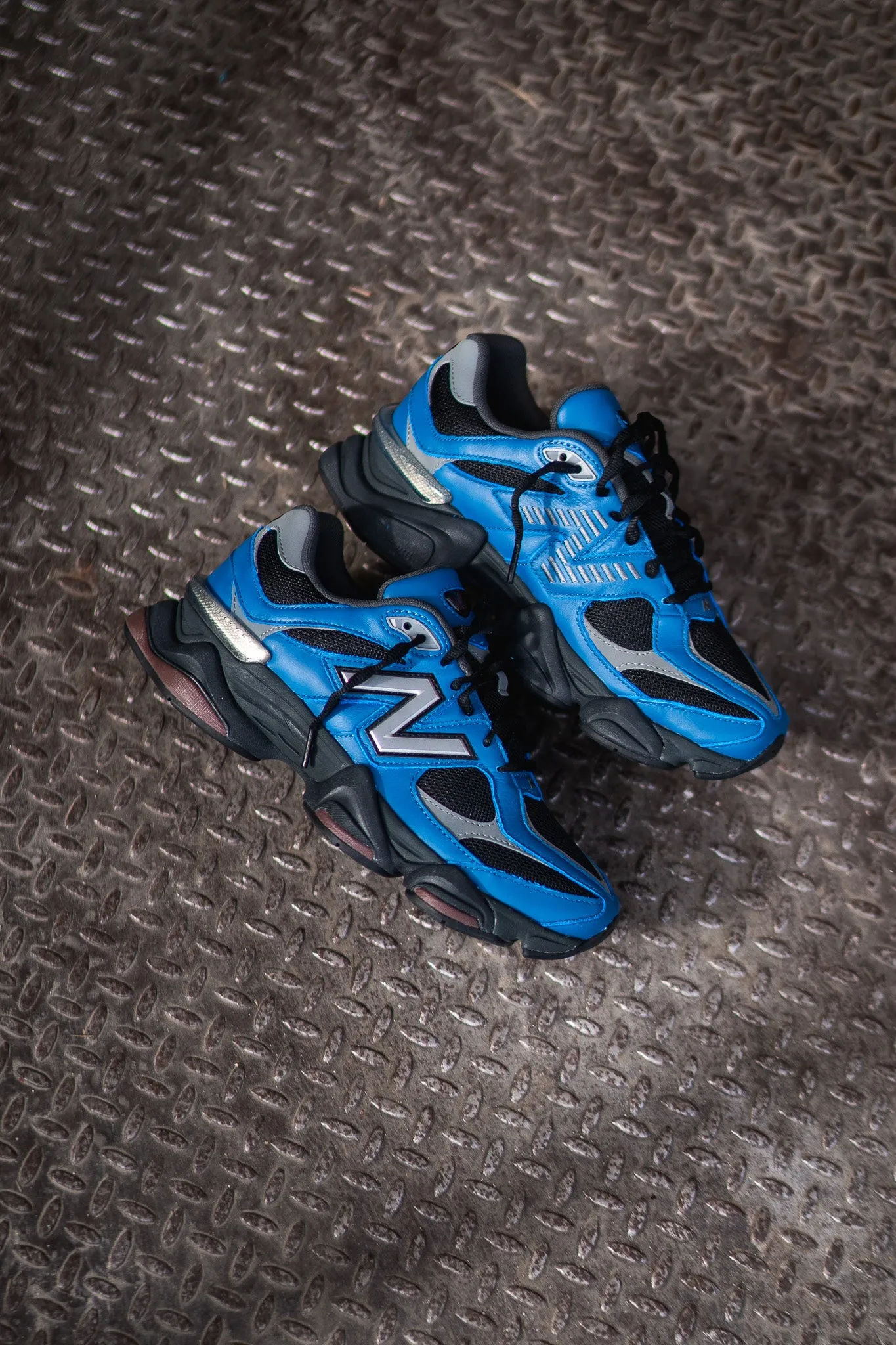 Mens New Balance 9060 (Blue/Black) - U9060NRH