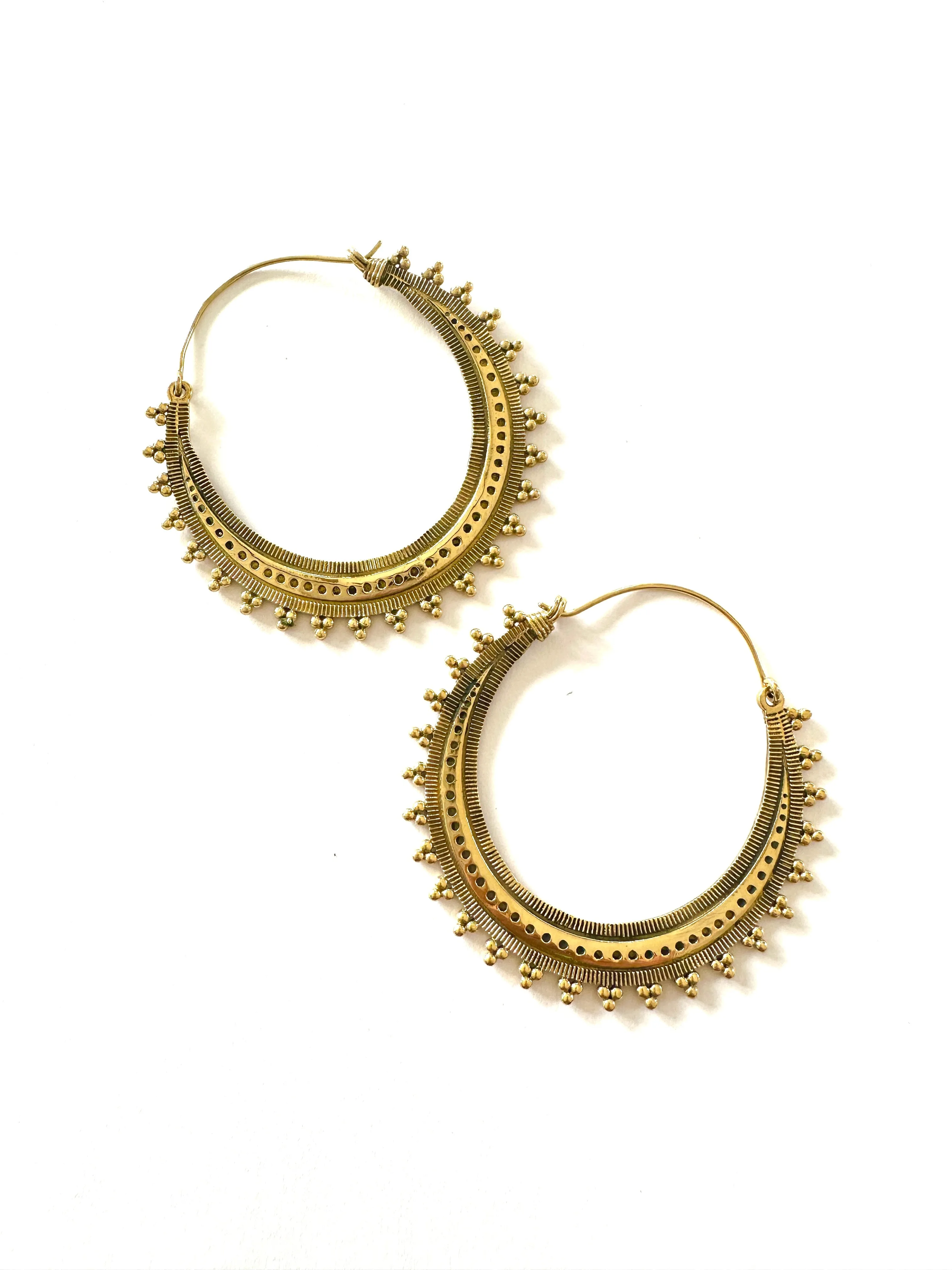 Ria Brass Earring