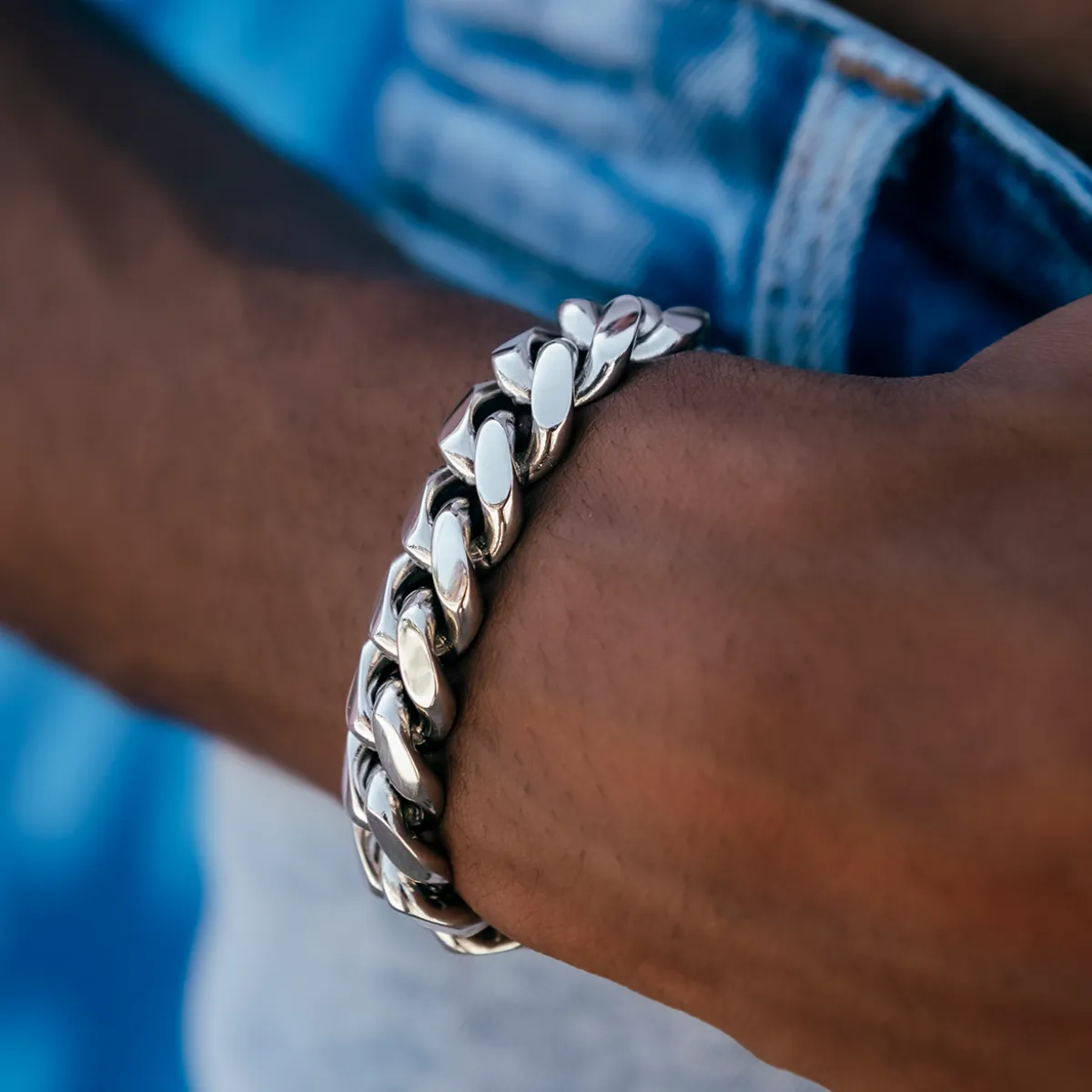 Signature Cuban Link Bracelet in White Gold - 12mm