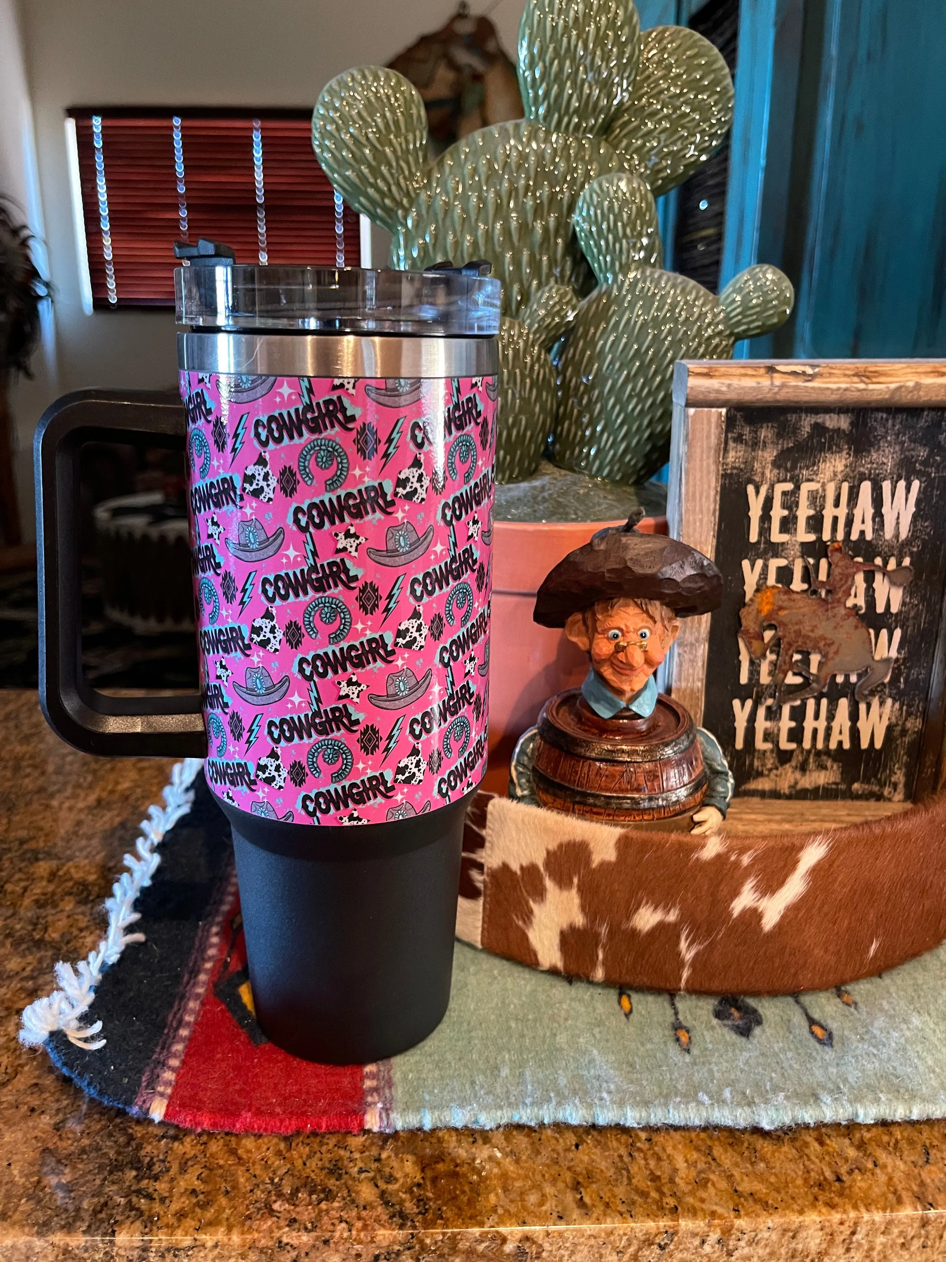 The Traveler mug    PINK COWGIRL